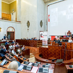 widok sali Sejmu z oddali